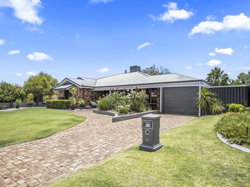 14 Fenchurch Street, Alexander Heights WA 6064