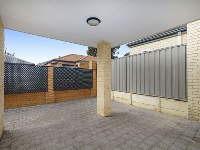 2/115 Hardey  Road, Belmont WA 6104