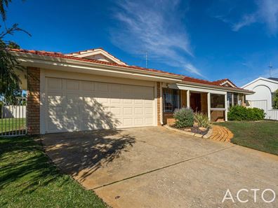 9 Carabeen Place, Halls Head WA 6210