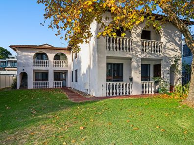 2/124 Labouchere Road, South Perth WA 6151