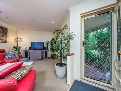 31 Belleville Gardens, Clarkson WA 6030