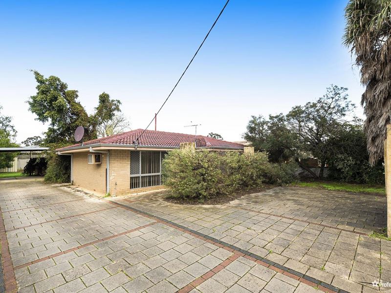 14 Bishop Road, Middle Swan