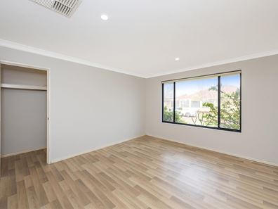 19 HEDGEROW GARDENS, Southern River WA 6110