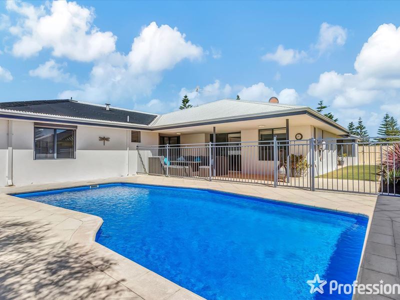 10 Bayside Boulevard, Port Kennedy