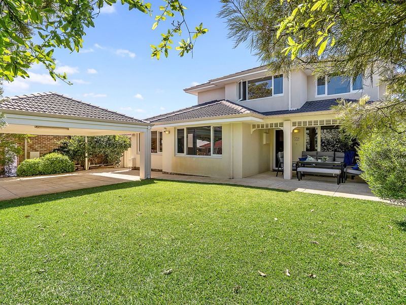 22 Sandalwood Avenue, Woodlands