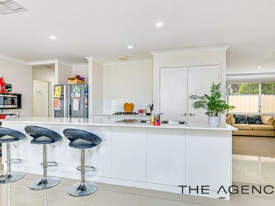 20 Heaton Way, Safety Bay WA 6169