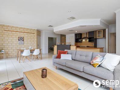 28 Brennan Avenue, Canning Vale WA 6155