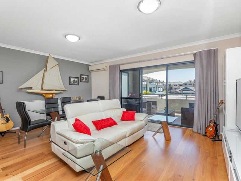 87/12 Citadel Way, Currambine