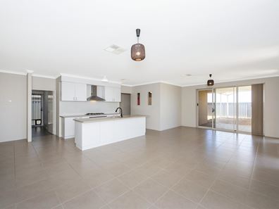 32 Camelot Street, Baldivis WA 6171