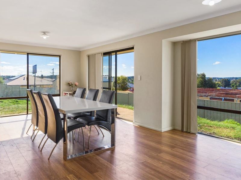 14 Robinia Rise, Collie