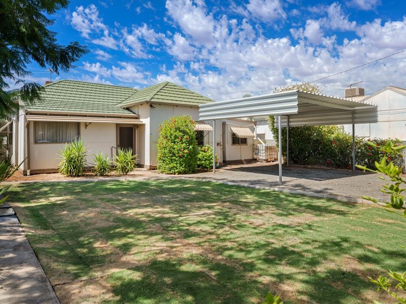 165 MacDonald Street, Kalgoorlie