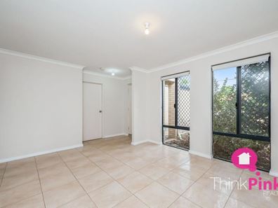 2/250 George Street, Queens Park WA 6107