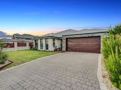 18 Caddadup Retreat, Dawesville WA 6211