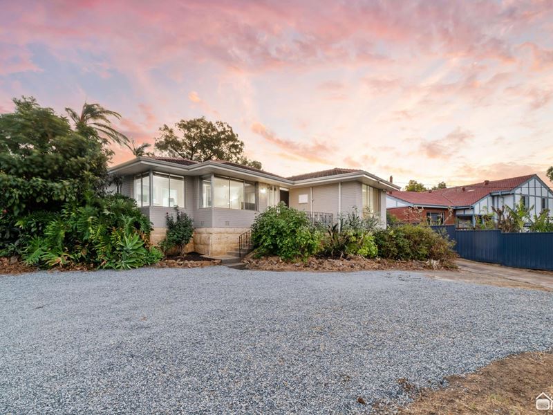 21 Billabong Way, Mount Nasura WA 6112