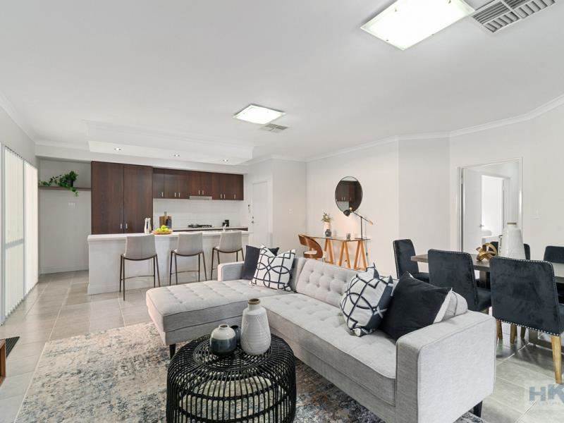 7 Yarwood Nook, Aveley