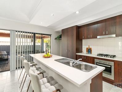7 Yarwood Nook, Aveley WA 6069