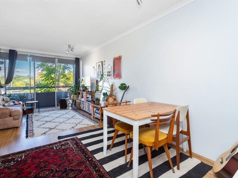 17/80 Scarborough Beach Road, Mount Hawthorn