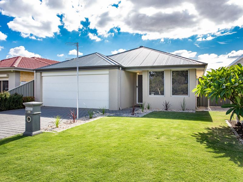 29 Woodswallow Parkway, Maddington