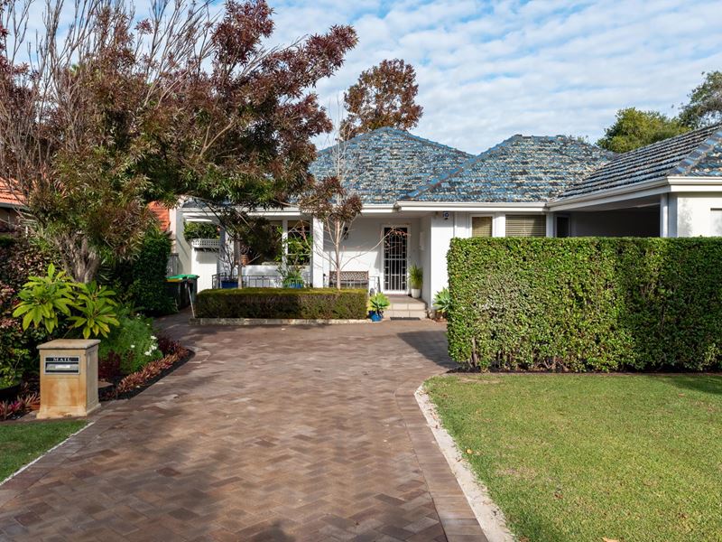 13 Woodlands Street, Menora