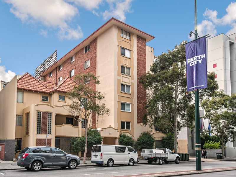 30/138 Adelaide Terrace, East Perth