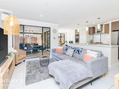 5 Micah Way, Canning Vale WA 6155