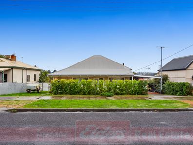 138 Wittenoom Street, Collie WA 6225