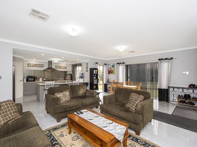 9 Ridge Boulevard, Baldivis WA 6171