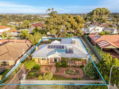 10 Allamanda Way, Halls Head WA 6210