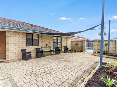 12 Belmont Close, Port Kennedy WA 6172