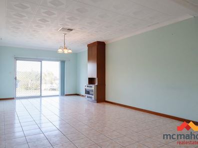 427 Morrison Road, Swan View WA 6056