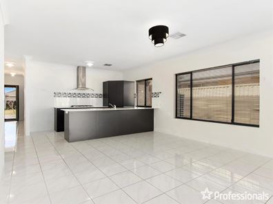 64 Forward Street, Baldivis WA 6171