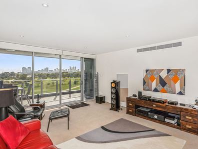 4/39 Bow River Crescent, Burswood WA 6100