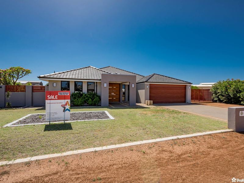 63 Honeysuckle Boulevard, Woorree