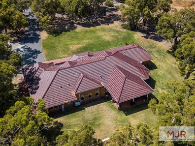 8 Rushton Road, Martin WA 6110