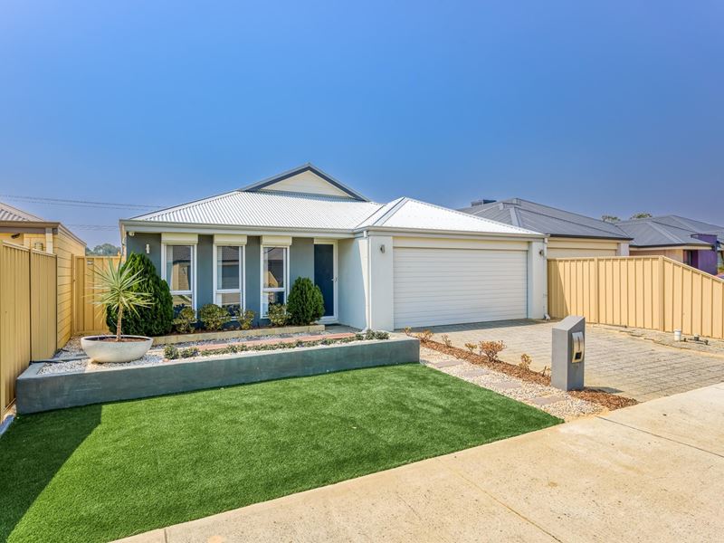 10 Le Souef Street, Maddington