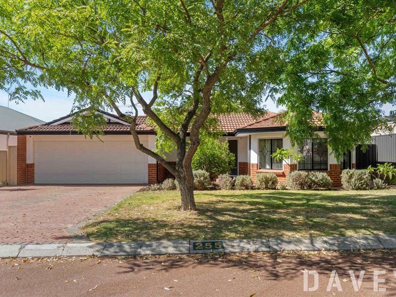 255 Kingsway, Darch