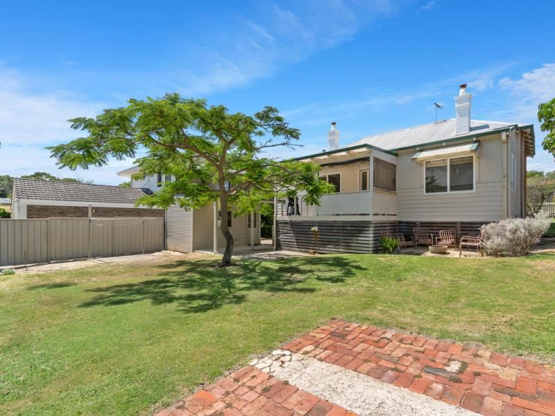 4 Palmerston Street, Mosman Park