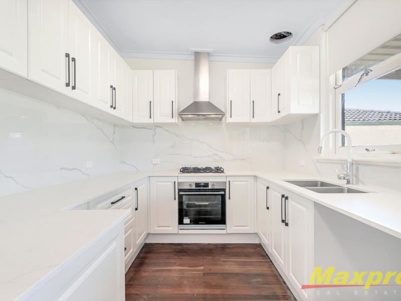 18 Devon Way, Lynwood