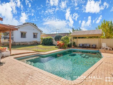 6 Cascade Avenue, Dianella WA 6059