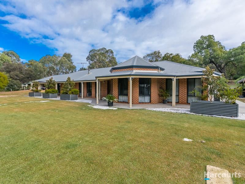 67 Devon Way, Lower Chittering