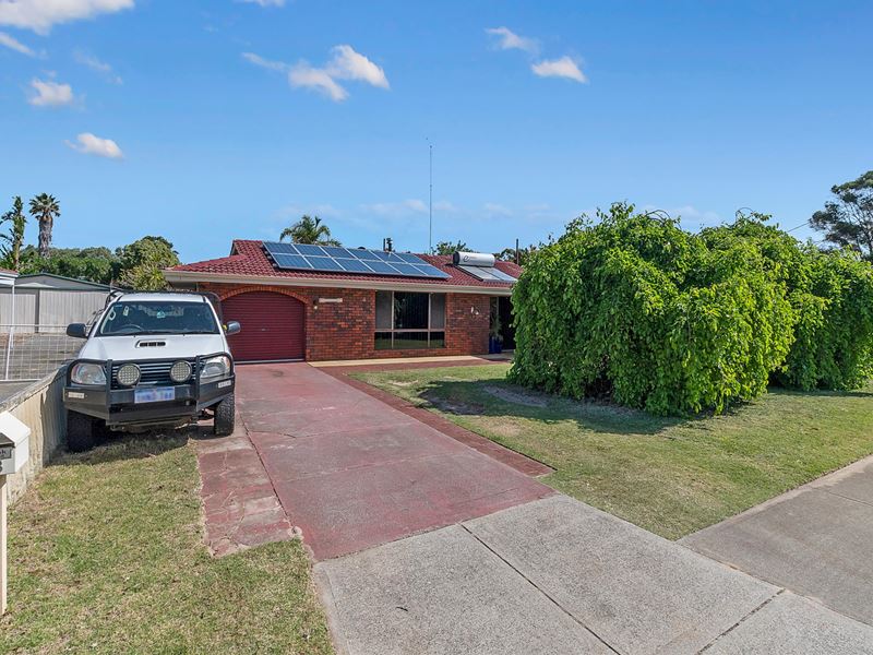 93 Unnaro Street, Hillman
