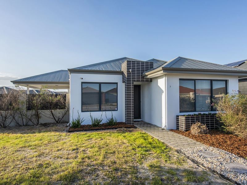 7 Midgegooroo Street, Ellenbrook