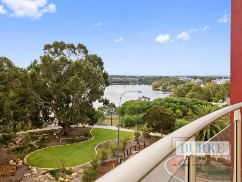 8/1 Tanunda Drive, Rivervale