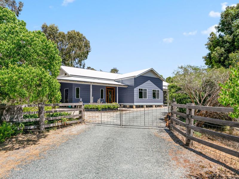 43 Fielder Road, Serpentine