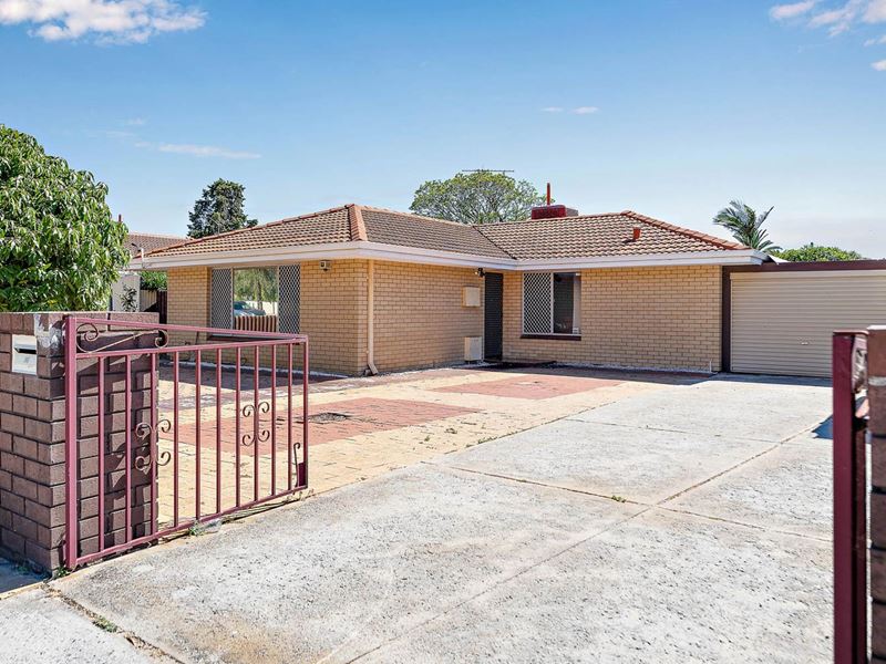 96 MIRRABOOKA AVENUE, Koondoola