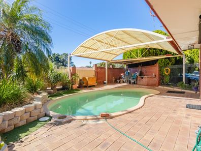 4 Mignon Court, Armadale WA 6112