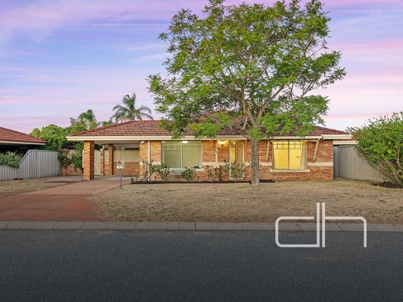 28 Gilroyd Loop, Ballajura