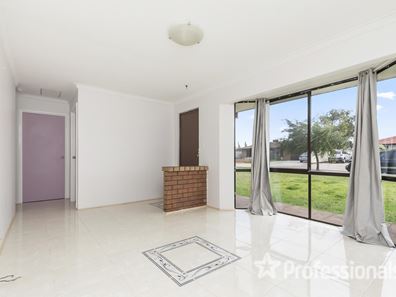 6 Kruse Place, Mirrabooka WA 6061