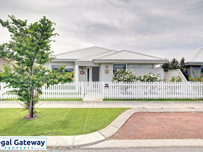 17 Essence Bend, Atwell