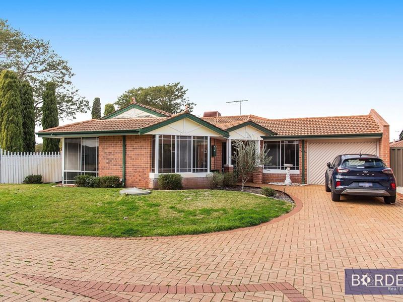 6 Towncentre Drive, Thornlie WA 6108